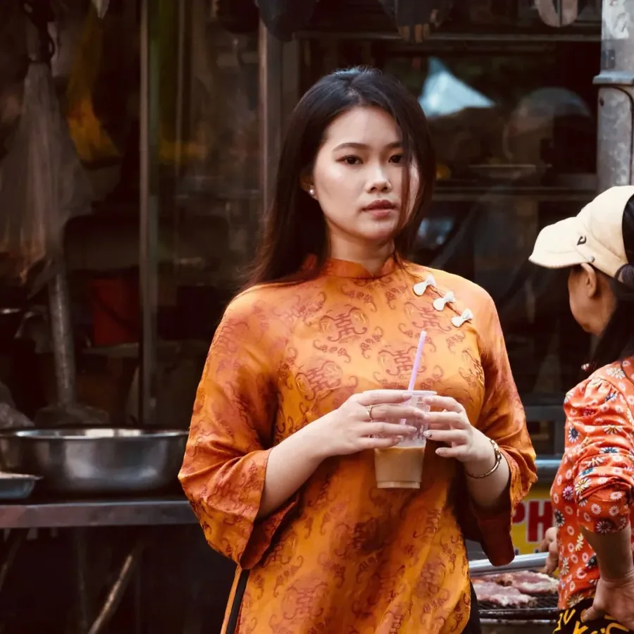 Góc ngồi cạnh cửa sổ